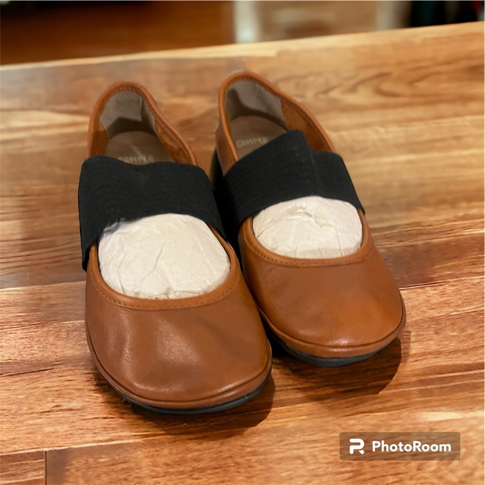 "Lightly used" Camper Right Nina - Ladies Flats
